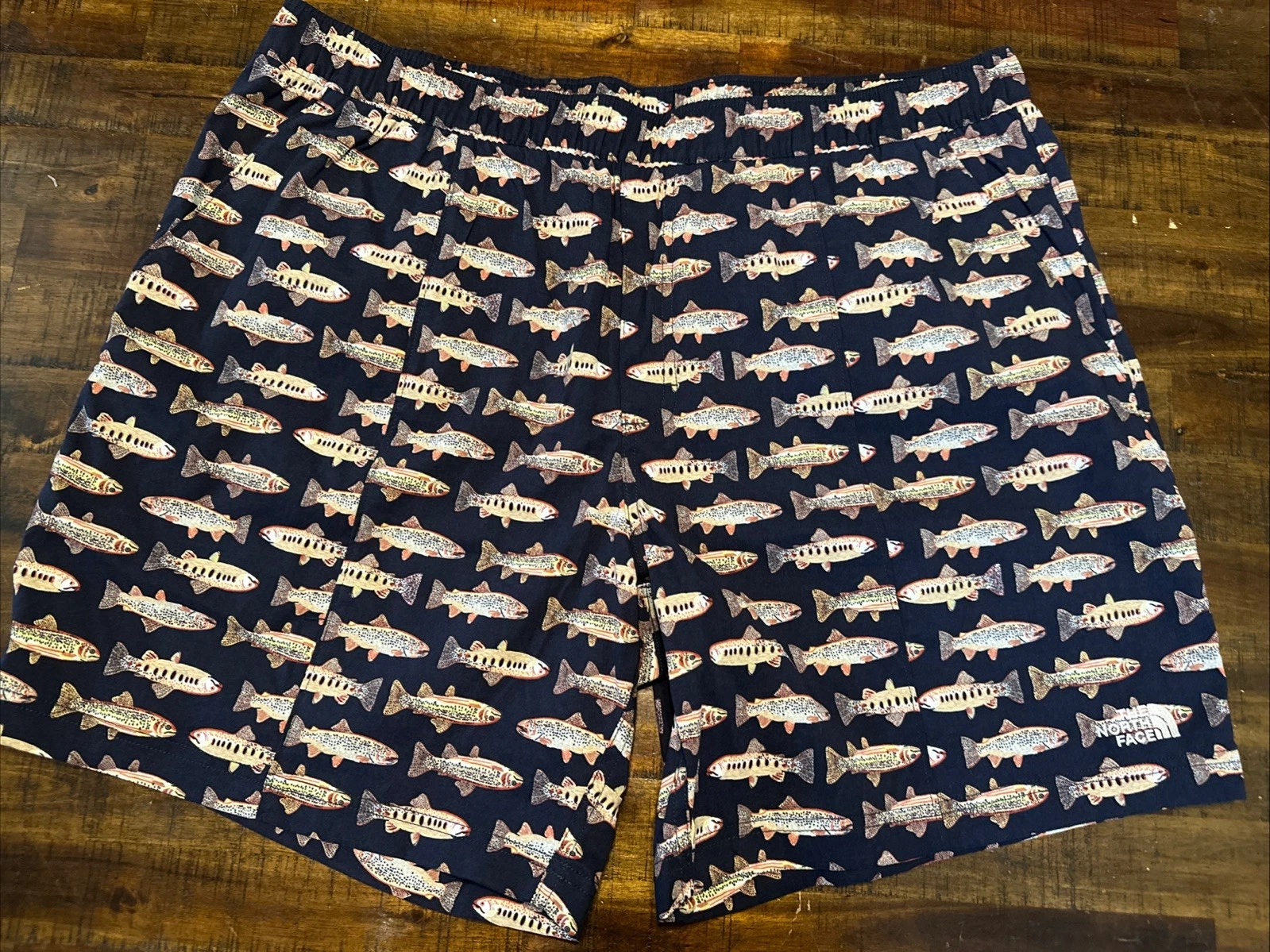 The North Face Class V Shorts Mens Blue Trout All Over Print 7" Size XL(380)