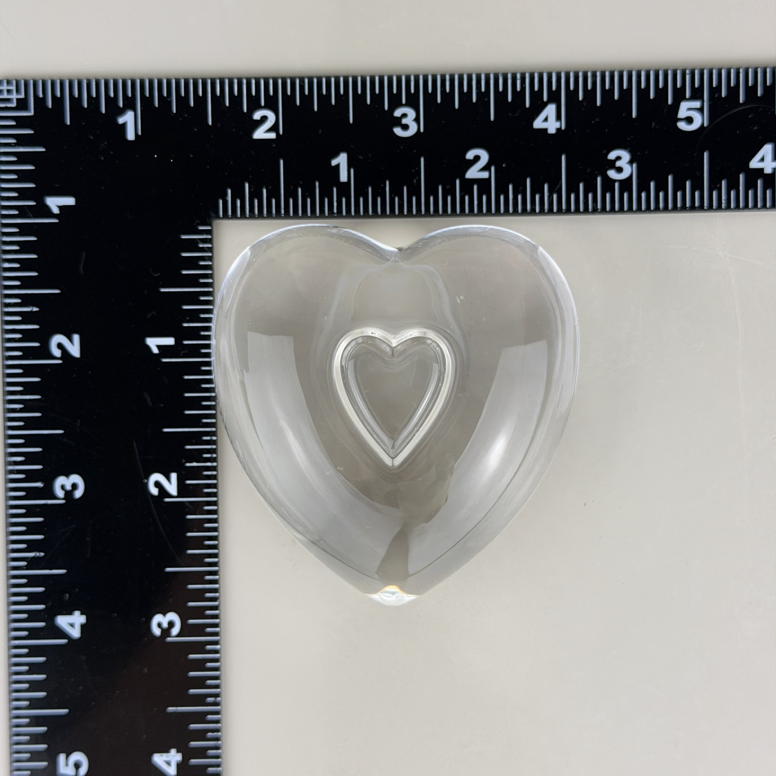 Steuben heart to heart Eric Hilton crystal glass hand cooler figurine Signed Box