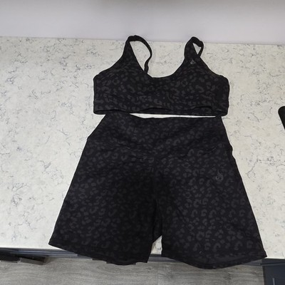Ryderwear Evolution 2 Set Black Leopard Print Sports Bra & High-waisted Shorts.