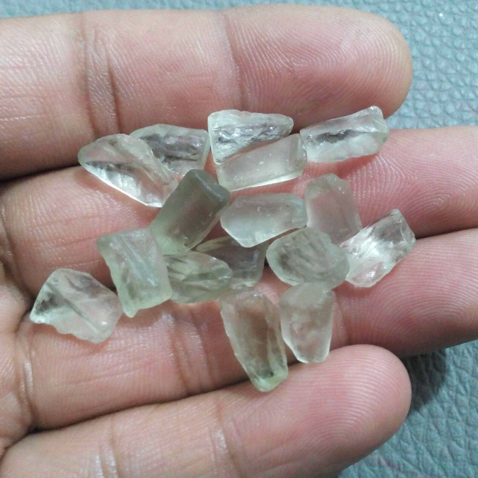 Belle améthyste verte 16 pièces brut 10-13 mm améthyste verte cristal brut - Photo 4/4