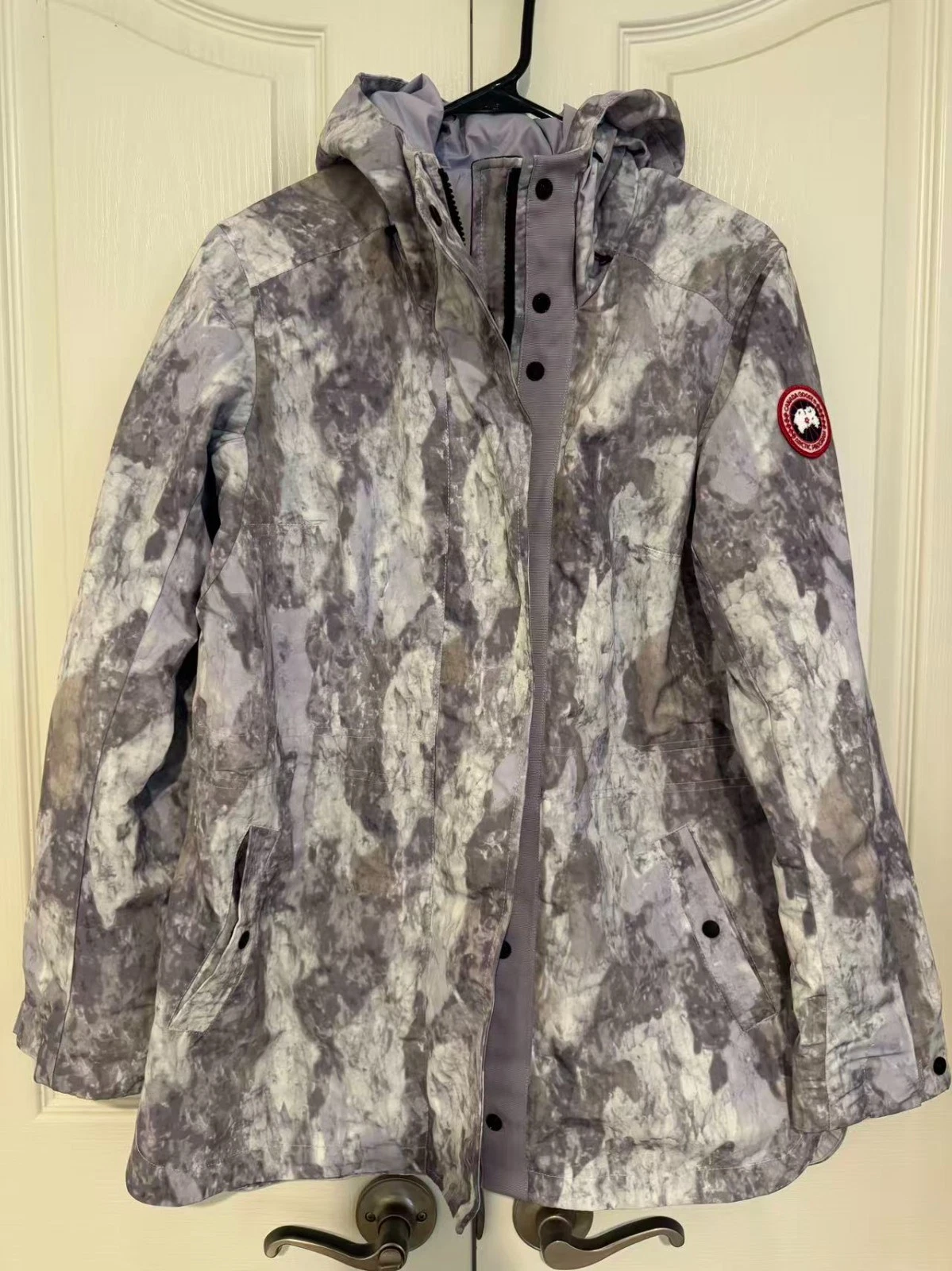 Canada Goose Minden Ladies Jacket Size S Lightweight Hooded Shell
Opens in a new window or tab