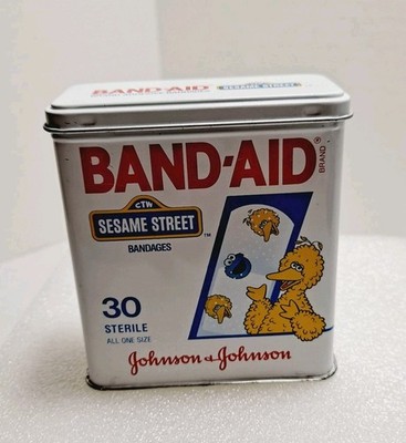Vintage Sesame Street Big Bird Band-Aid Metal Tin EMPTY Johnson & Johnson 1990s