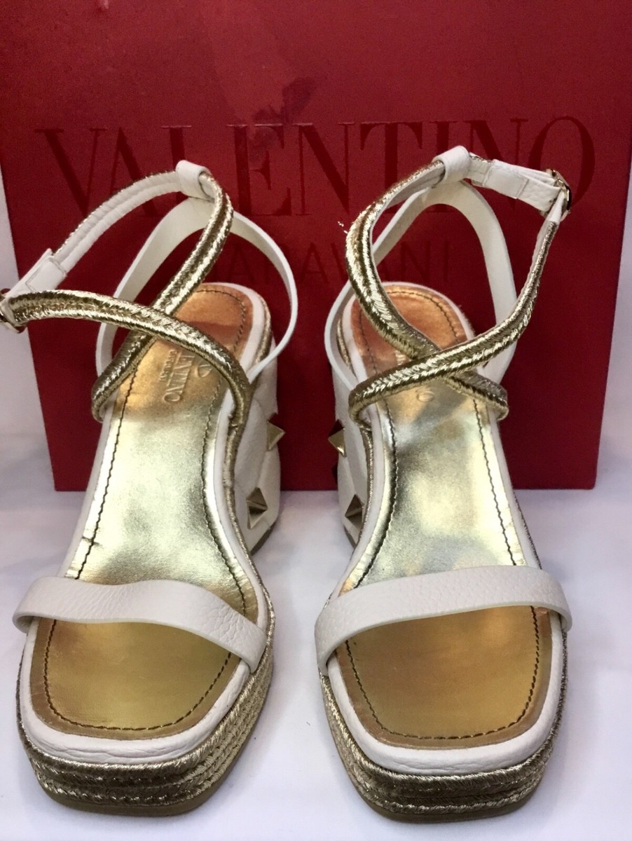 送関込■VALENTINO GARAVANI■Rockstud ウェッジ エスパドリーユ Valentino Garavani ロックスタッズ ウェッジエスパドリーユ