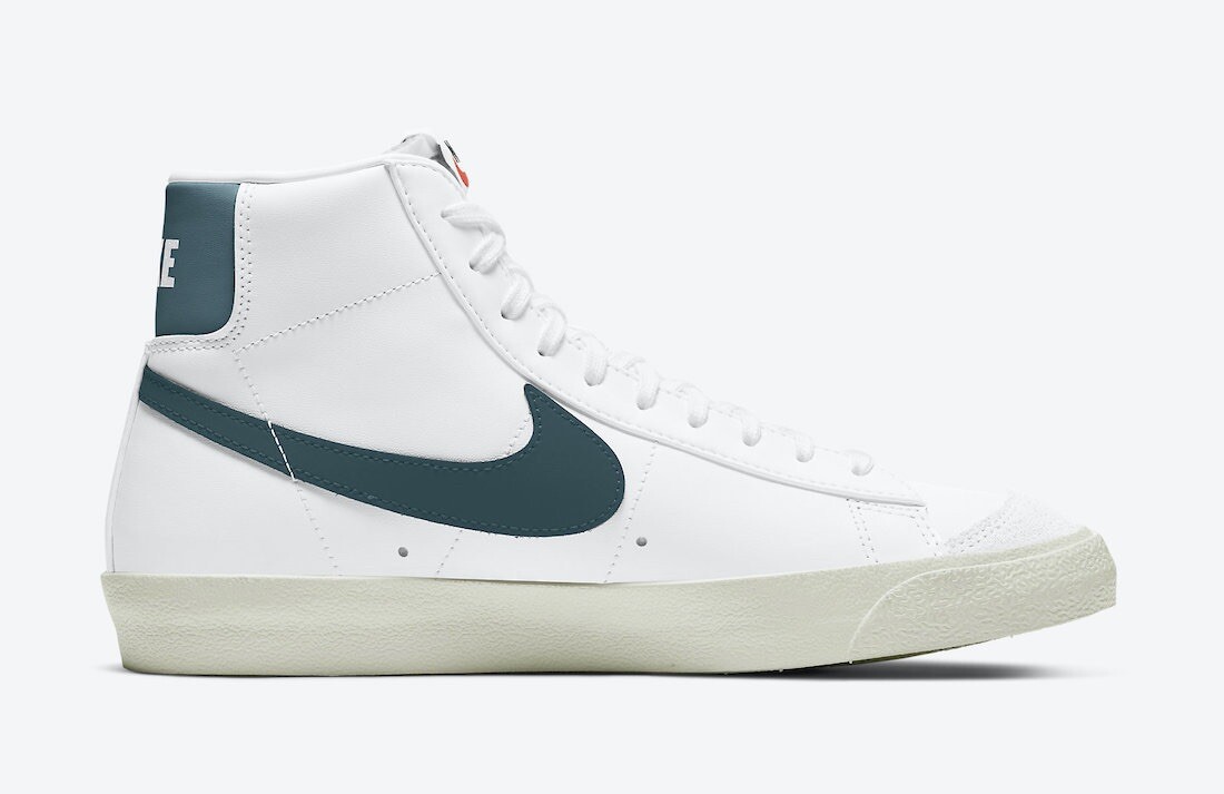 blue black and white jordan 1