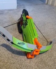 Nerf Zombie Strike Crossfire Bogen Armbrust grün Hasbro 