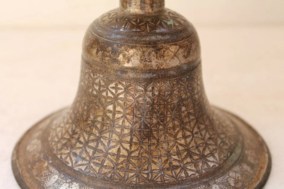 Antigua olla base cachimba de hierro Bidri con incrustación de plata fina coleccionable NH4254 Foto 4 de 4