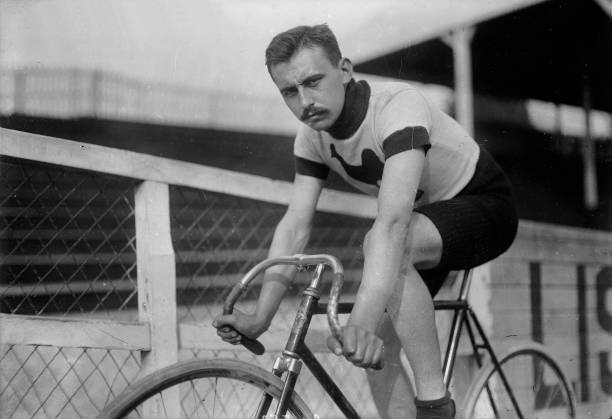 Cyclisme - LUCIEN PETIT-BRETON   Doublé 1907-1908   Ici En 1913 Format 17 X 12 2110291176