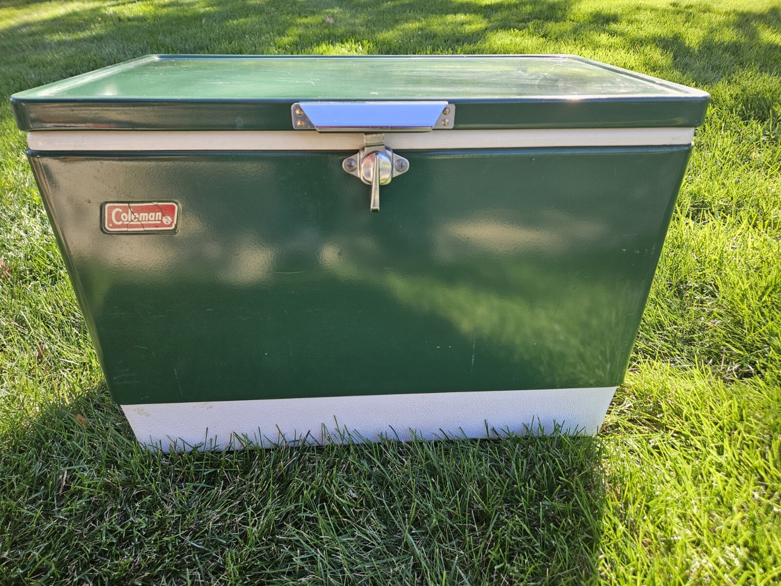 coleman-metal-cooler-green-camping-ice-chest-22-x-16-x-13-vintage-1982