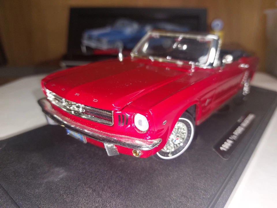 1964 1/2 Ford Mustang 1/18 Diecast Car Red Coupe Model Car Stang - Image 2 of 4