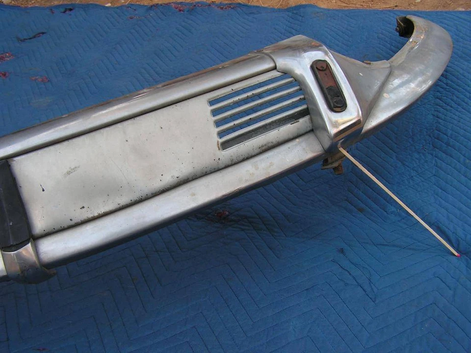 Parachoques delantero cromado Citroen ID DS 19 21 Pallas sedán OEM libre de óxido muy bueno Foto 3 de 4