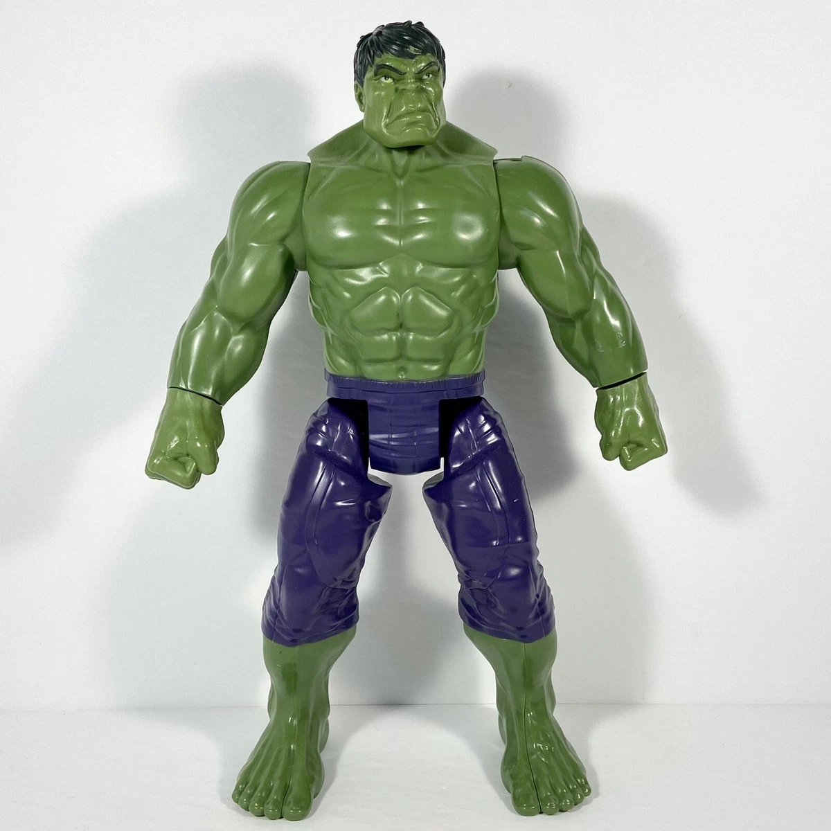 2016 Hasbro Marvel The Hulk Titan Hero Series 12