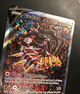 Giratina V - 186/196 - Pokemon Lost Origins Alternate Art Rare