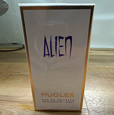 Mugler Alien Eau de Toilette Spray, Regular Size 2 fl oz MPN 917700U