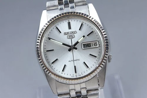 Vintage1986 *Near MINT* Seiko 5 7009-3110 Silver Dial Automatic Mens Watch JAPAN