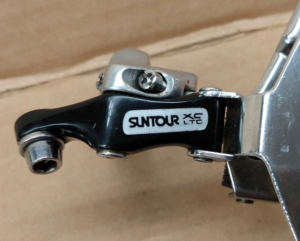 Lot Vintage Suntour SL : Dérailleurs Avant Et Arrière 7V – Alu/Acier, Pince