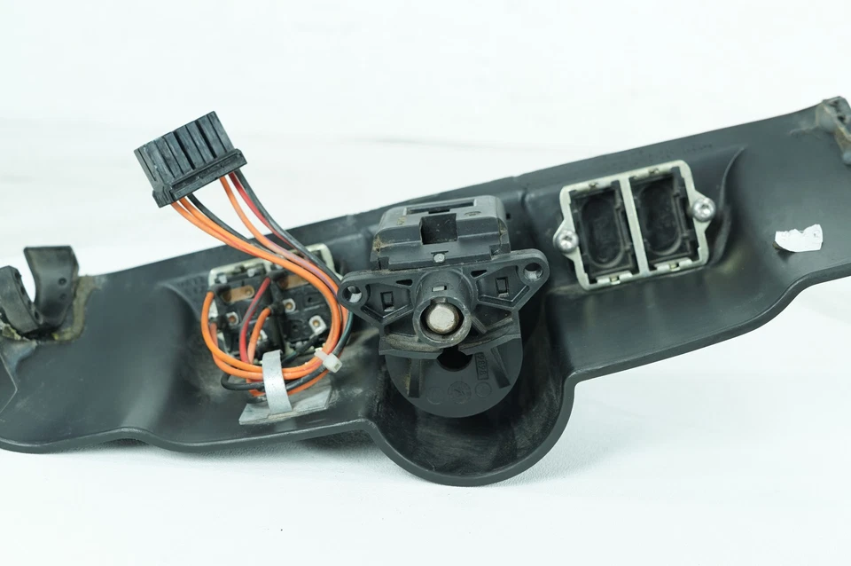 08 Harley Touring FLHX Street Glide OEM tablero tapa interruptor bloqueo SIN llave Foto 4 de 4