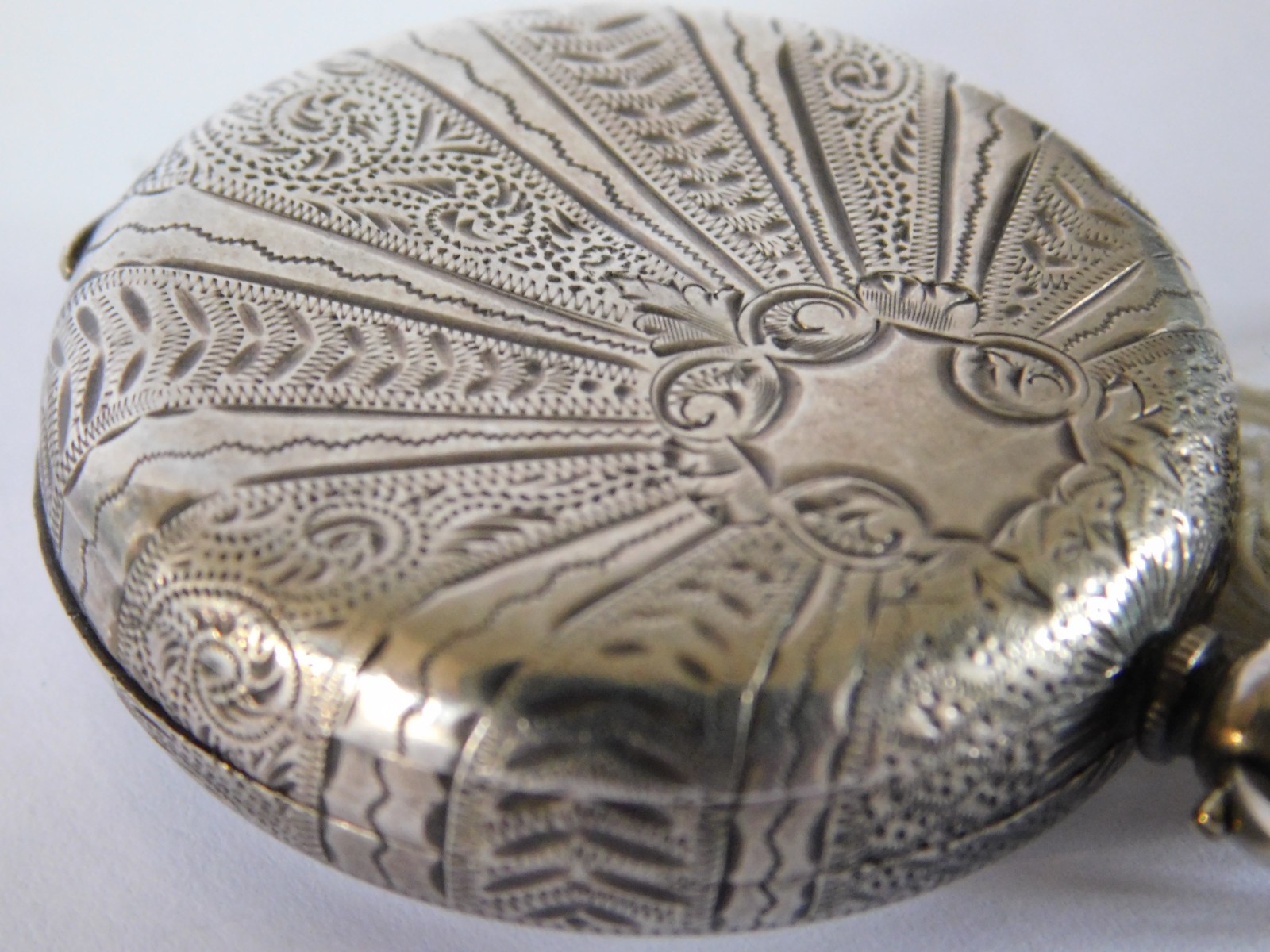 ANTIQUE SOLID SILVER PATTERNED CASE POCKET WATCH - image 1