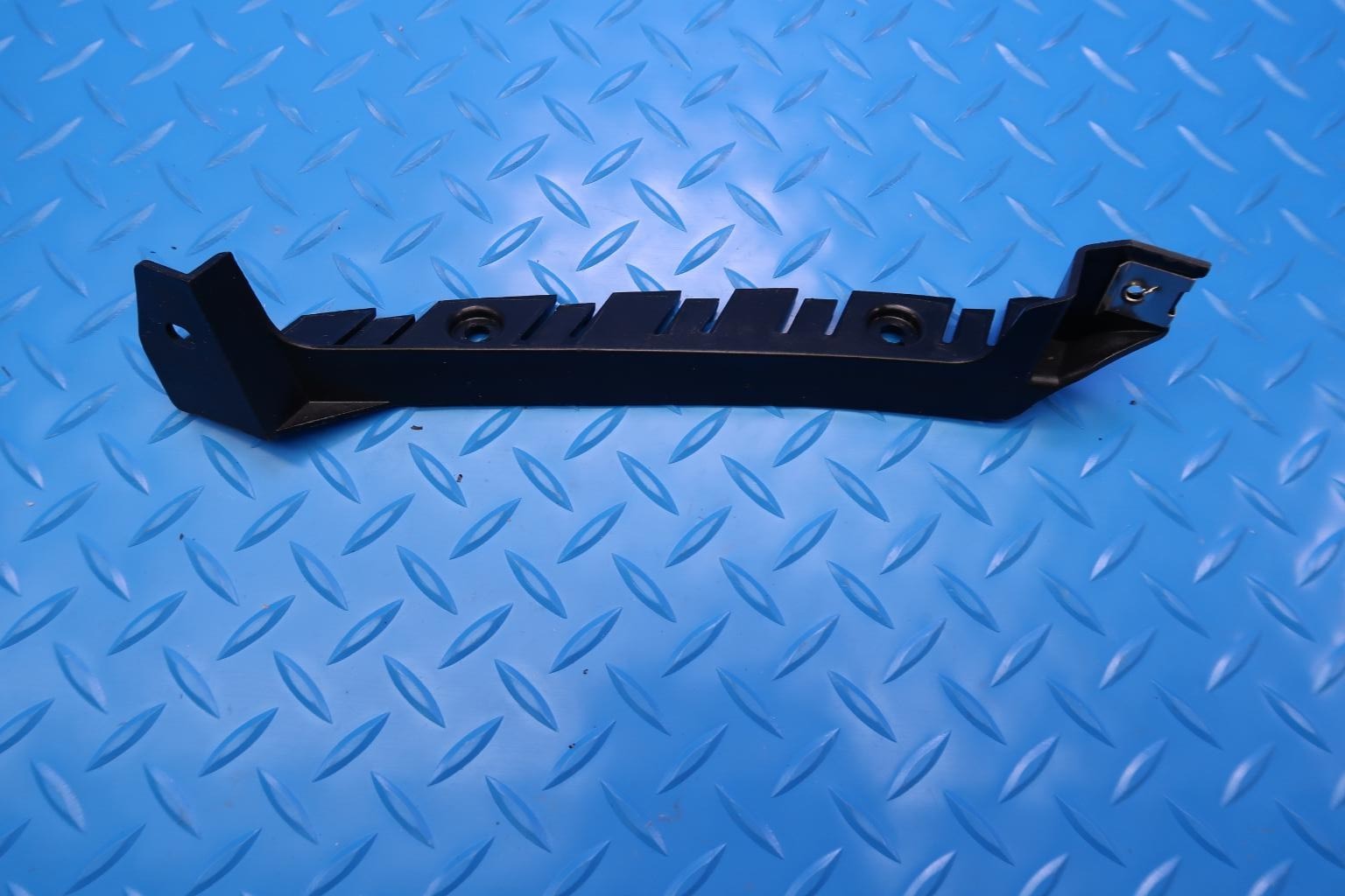 Bentley Continental GT GTC front bumper right bracket #12718
