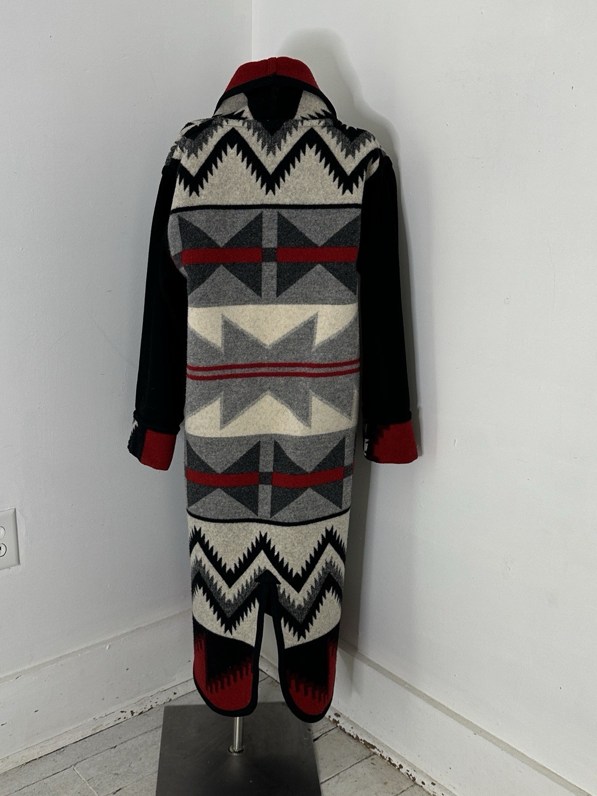 Vintage Reversible Pendleton? Native Pattern Conc… - image 10