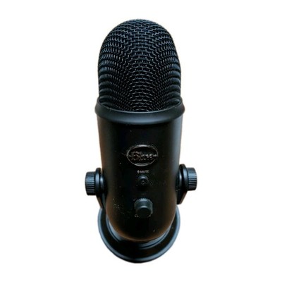 Blue Yeti USB Microphone Blackout Edition w/ Stand 