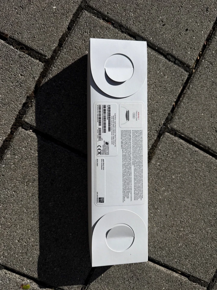 Apple Watch Series 7 · 45 mm · Titanium · GPS, Foto 4 von 5
