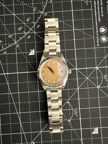 ADDIESDIVE - Herrenuhr Sand Zifferblatt 36mm Quarzuhr 100m Wasserdicht 316L Edelstahl