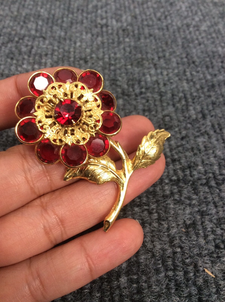 赤い花形ブローチ　Vintage poinsettia brooch Vintage Christopher Radko Poinsettia Brooch Mid Century
