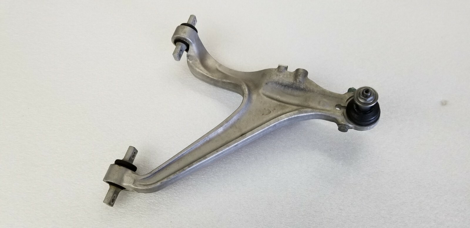 LAMBORGHINI HURACAN LP610 FRONT RIGHT LOWER RH SIDE CONTROL ARM OEM 4T0407152A