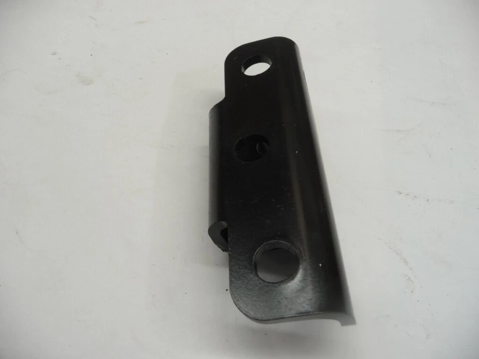 Soporte de amarres superiores Ferrari 458 Italia Speciale 2010-2015 085056400 OEM A1 Foto 3 de 4