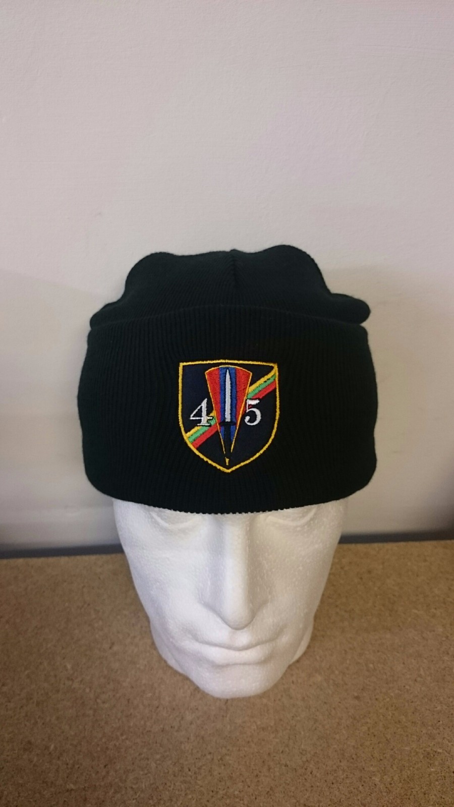 ROYAL MARINES COMMANDO UK SHIELD KNITTED HAT EBay UK royal-marines-commando-uk-shield-knitted-hat-ebay-uk