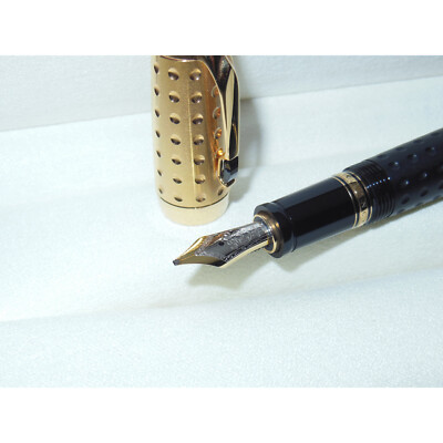 NOS* Montblanc Boheme Doue Gold Plated Fountain Pen 18K Broad