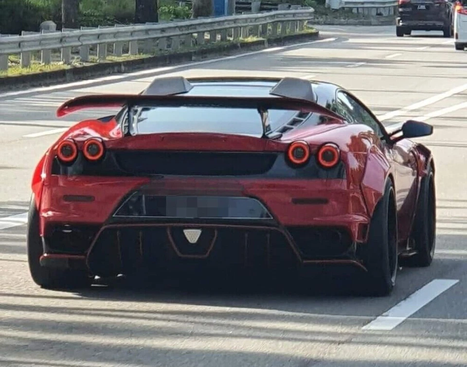 Alerón trasero de fibra de carbono apto para Ferrari F430 estilo ESP 04-09 Foto 2 de 4