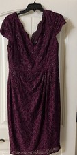 Adriana Papell Dress Size 12 Maroon V-Neck Sequins