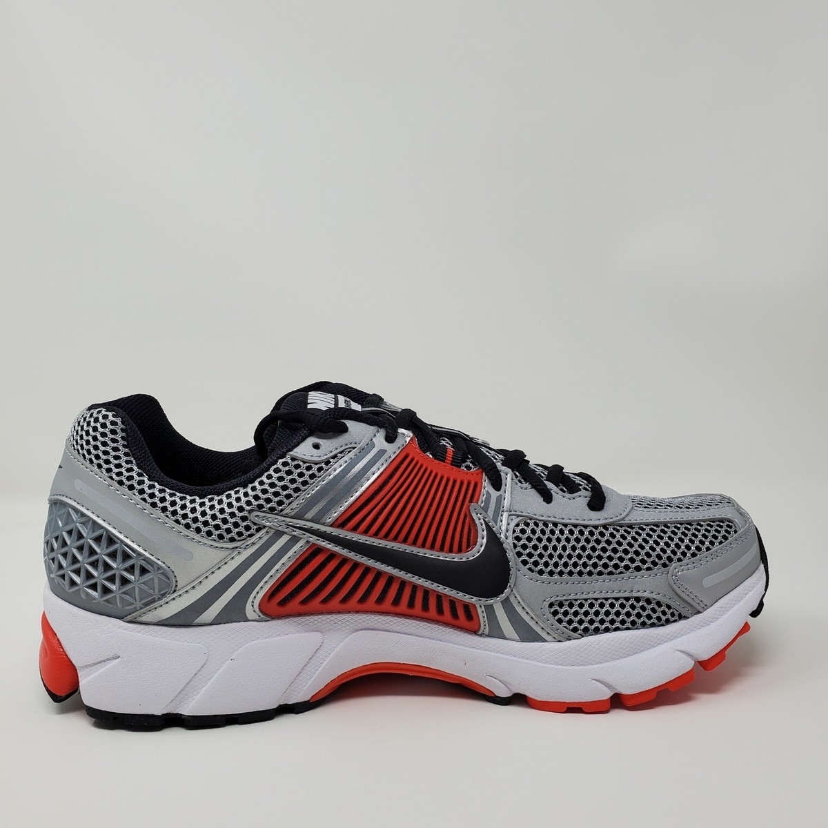 Nike Air Zoom Vomero 5 Men
