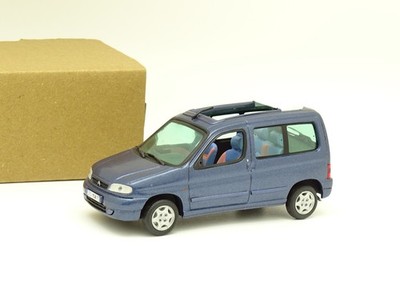 Geschwindigkeit SB 1/43 - Citroen Berlingo Multispace Blau 1998