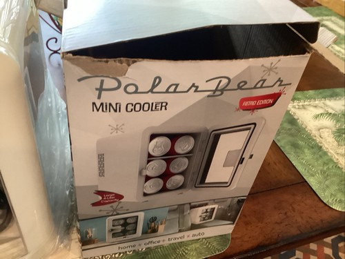2022 POLAR BEAR MINI COOLER RETRO EDITION White New Open Box - 第 4/4 張圖片