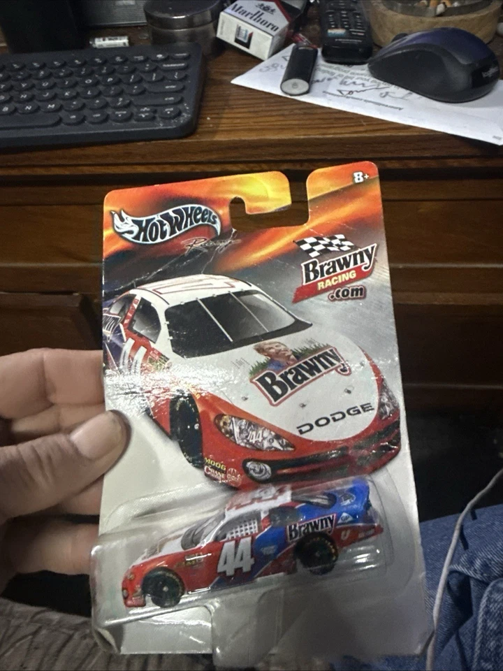 Coche coleccionable Hot Wheels Brawny Racing Kyle Petty #44 Die Cast 1/64 2002 Foto 4 de 4