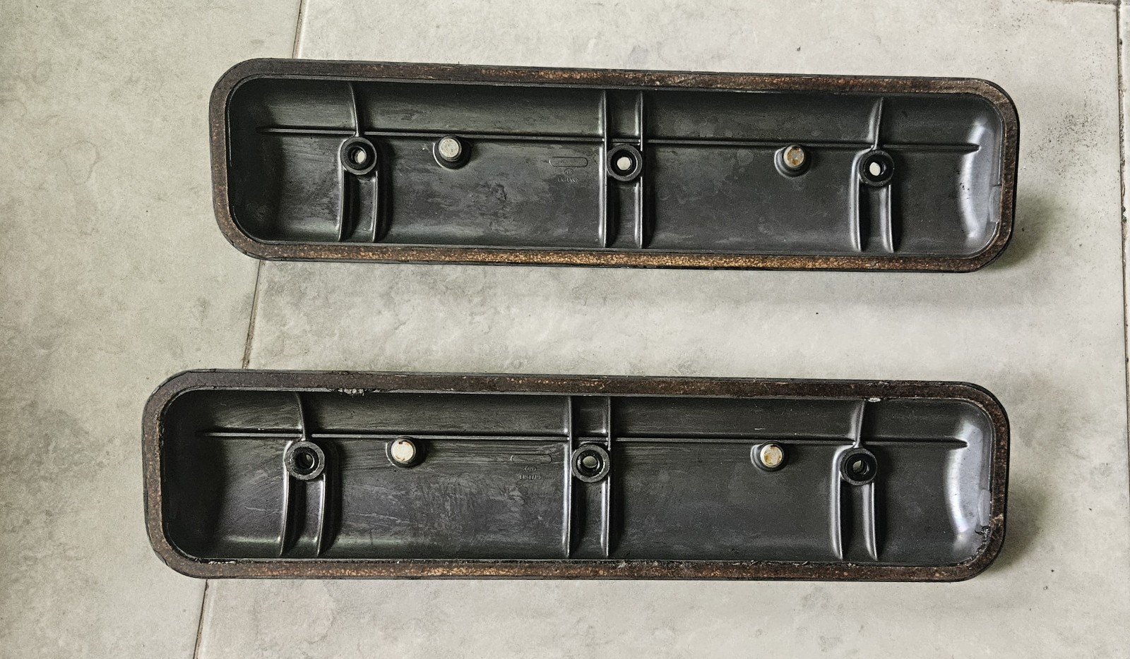 Bentley V8 Valve Covers