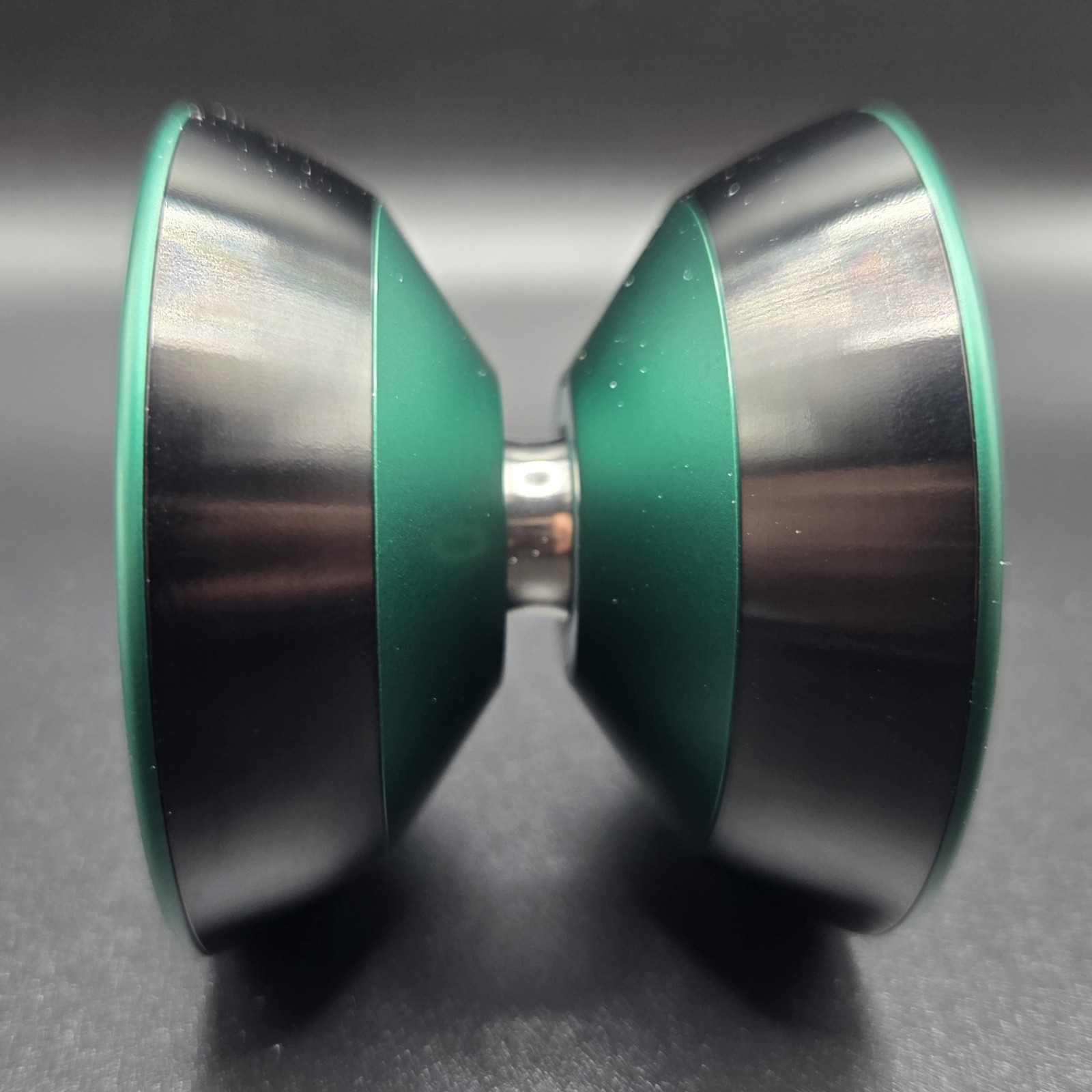 Magicyoyo / Spin Gear Bi Metal Katana 7075 / SS Yo-Yo - Green / Black