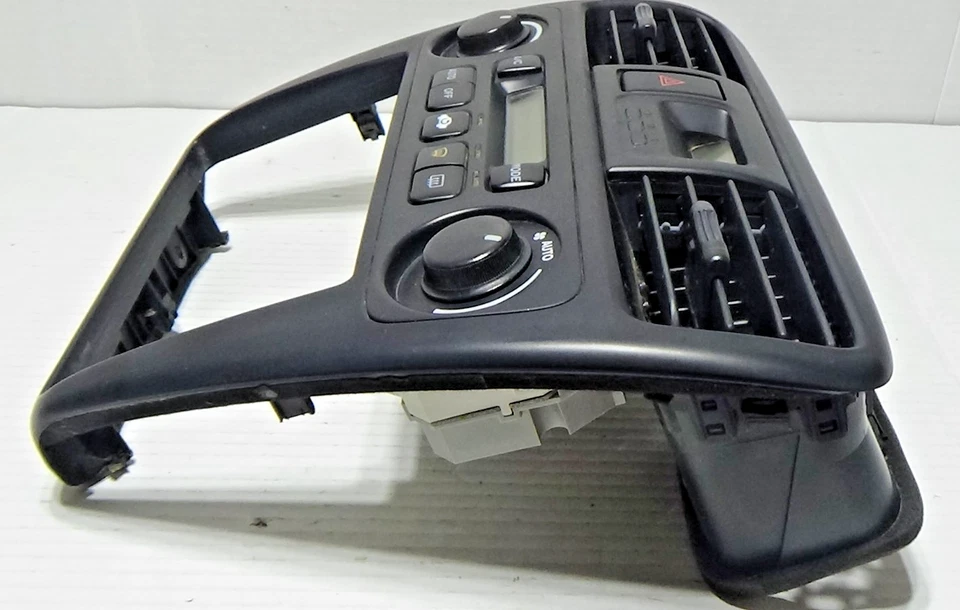 2001-2002 Honda Accord AC Heater Climate Control Switch - Image 4 of 4