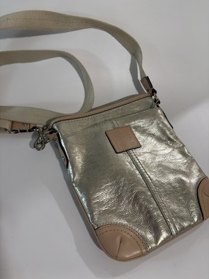 Coach 50168E Metallic Gold Swing Pack Crossbody East Tan Leather Trim Purse