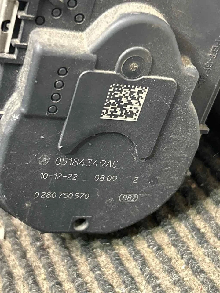 Fits 2011-16 Chrysler Town Country Throttle Body OEM#:5184349ac Foto 2 de 4