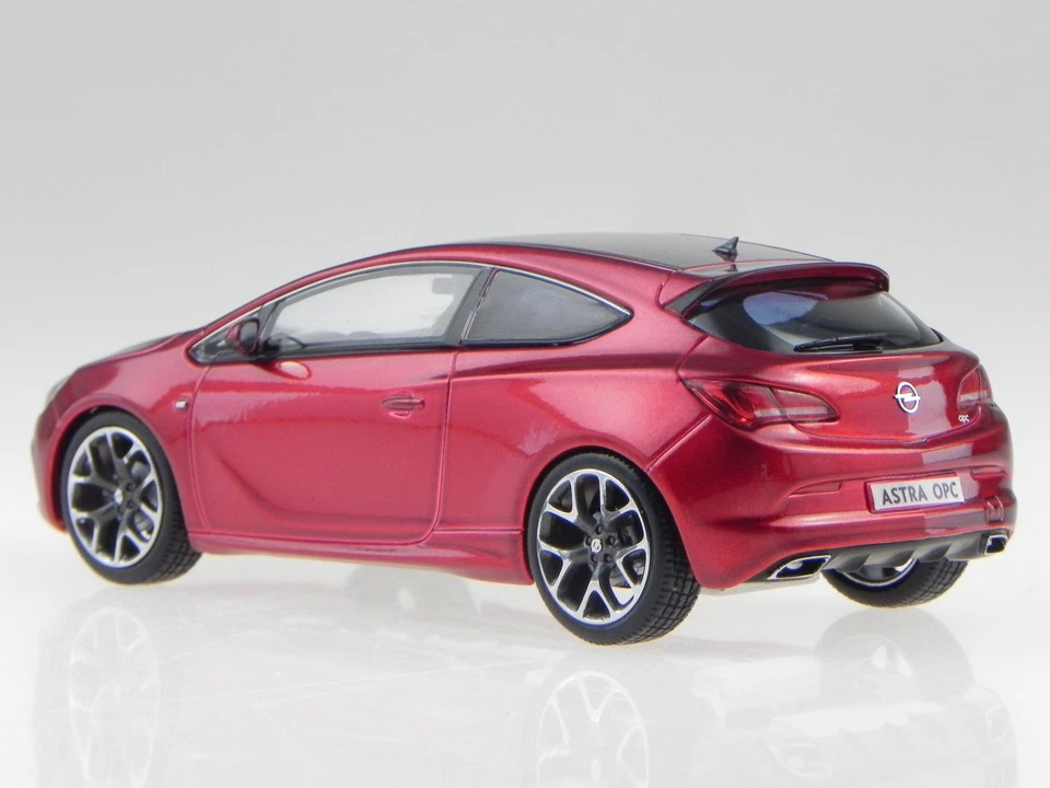 Opel Astra J GTC OPC rojo diecast modelo coche 7751000-10001 Motoraart 1:43 Foto 3 de 4