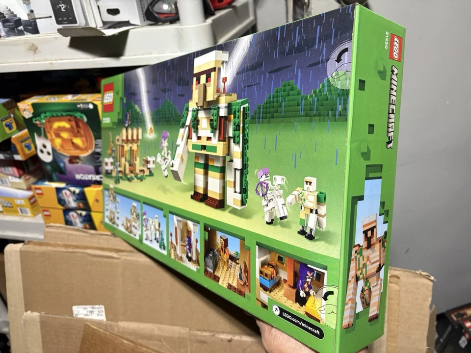 *RETIRED*LEGO 21250 Minecraft: The Iron Golem Fortress BRAND NEW FACTORY SEALED - Image 4 of 4