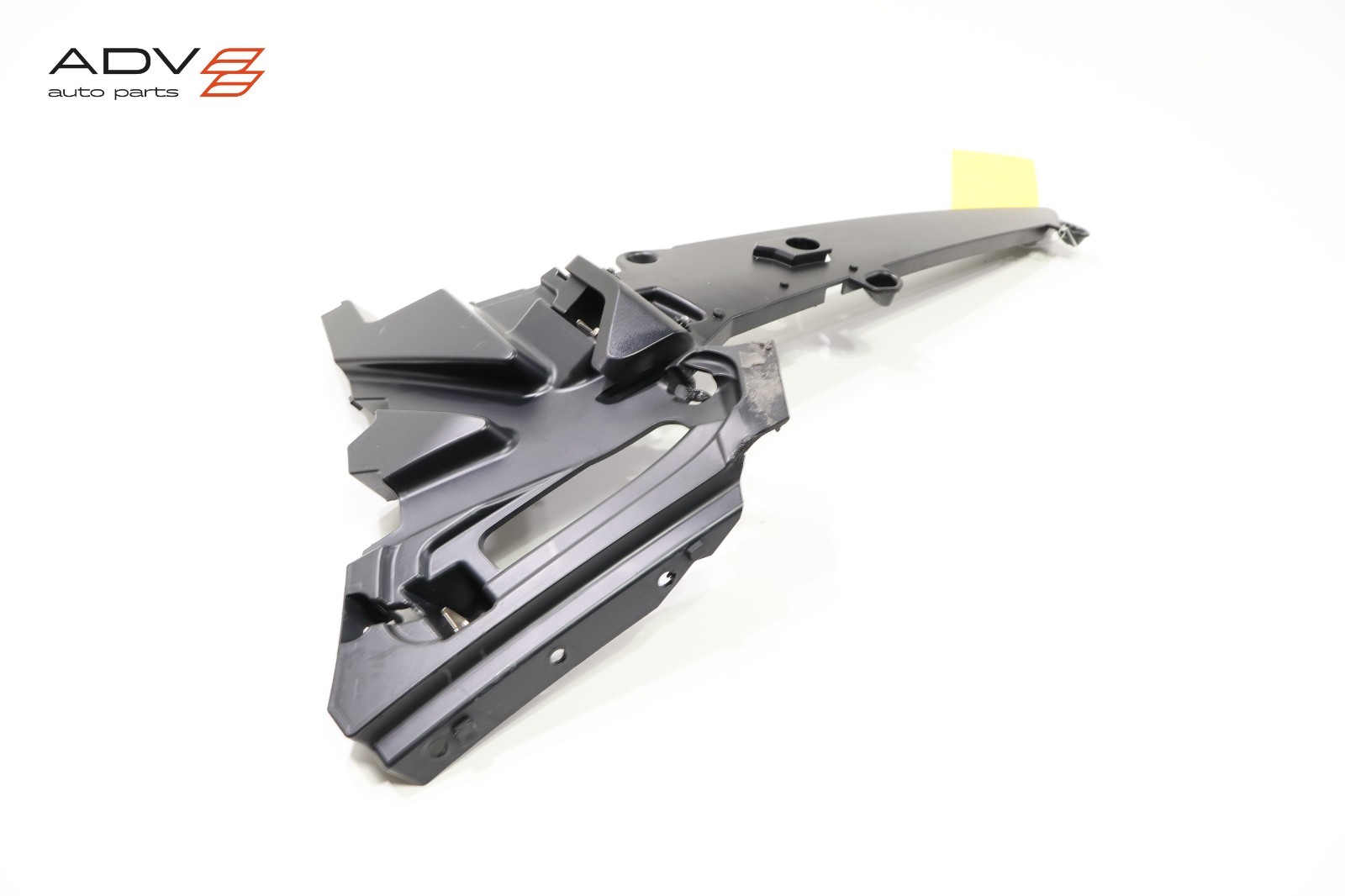 Audi R8 2017-2023 FRONT+LEFT Bumper bracket P/N 14781
