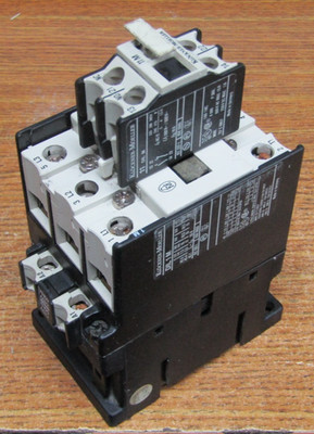  KLOCKNER-MOELLER 25 HP CONTACTOR 3  55A 600 VAC 250 VDC 220/240V COIL 3P DIL1M