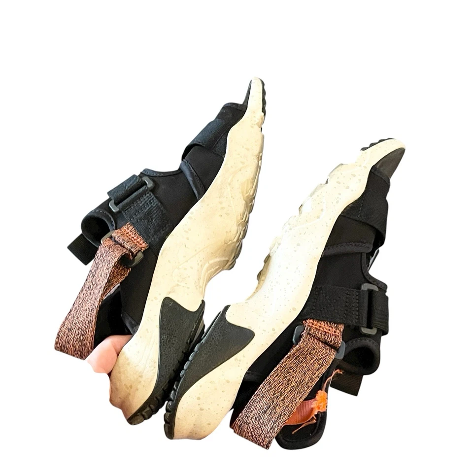 Sandalia Nike Canyon para hombre negra naranja césped azul cloro talla 9 CW9704-007 Foto 4 de 4