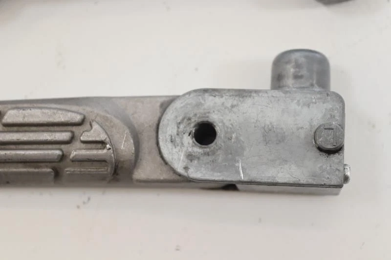 Poggiapiedi Posteriore Destro KYMCO 125 AGILITY 16 2017 A 2020 Foto 2 de 4