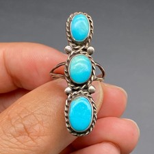 Vintage Southwestern Turquoise Silver Ring Size 5