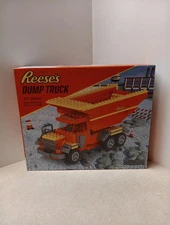 Reese’s Dump Truck at Hershey Park 271 Pieces 2013 